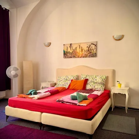 Habitación en casa particular Old Town Center Just In 3 Min Walk Private E